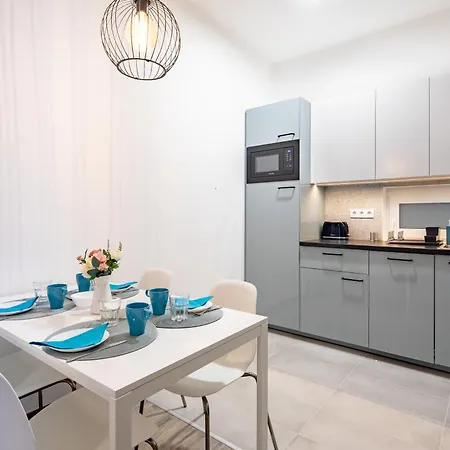 Modern Urban Retreat With Terrace Lejlighed *