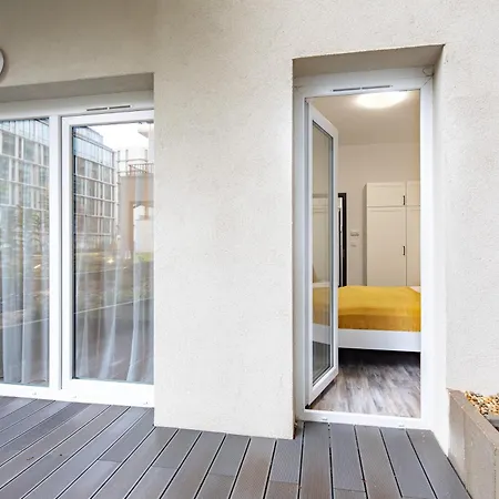 Apartment Modern Urban Retreat With Terrace Budapest