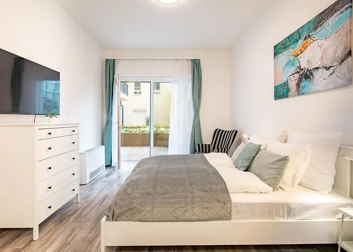 Modern Urban Retreat With Terrace Lejlighed *
